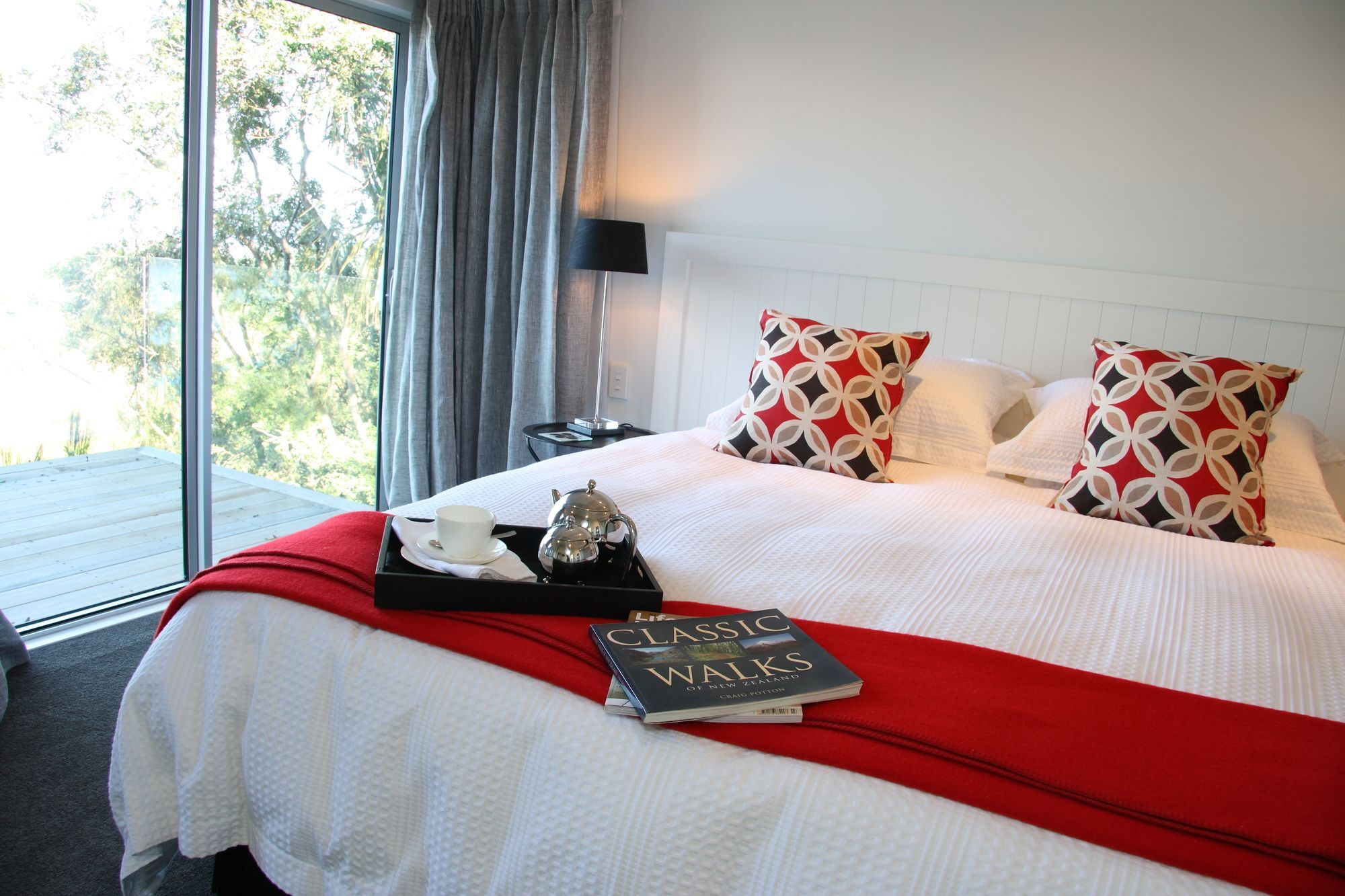 Acacia Cliffs Lodge Таупо Экстерьер фото